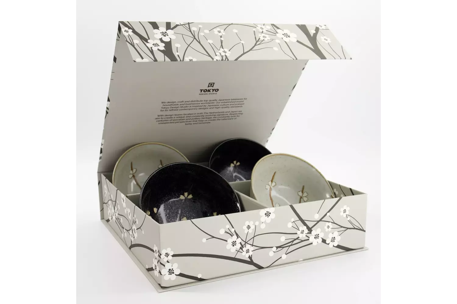 Tokyo Design Studio - Sakura Tayo Bowl 4pcs Giftset 15.3x7.5cm Black/Grey 650ml 1 set