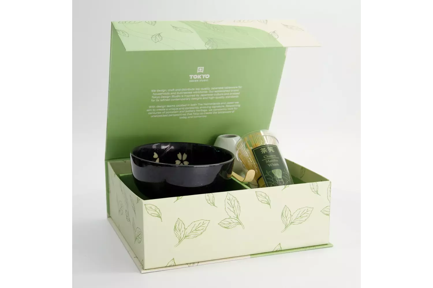 Tokyo Design Studio - Matcha Giftset Sakura Black 12.7x7cm 4pcs 1 set
