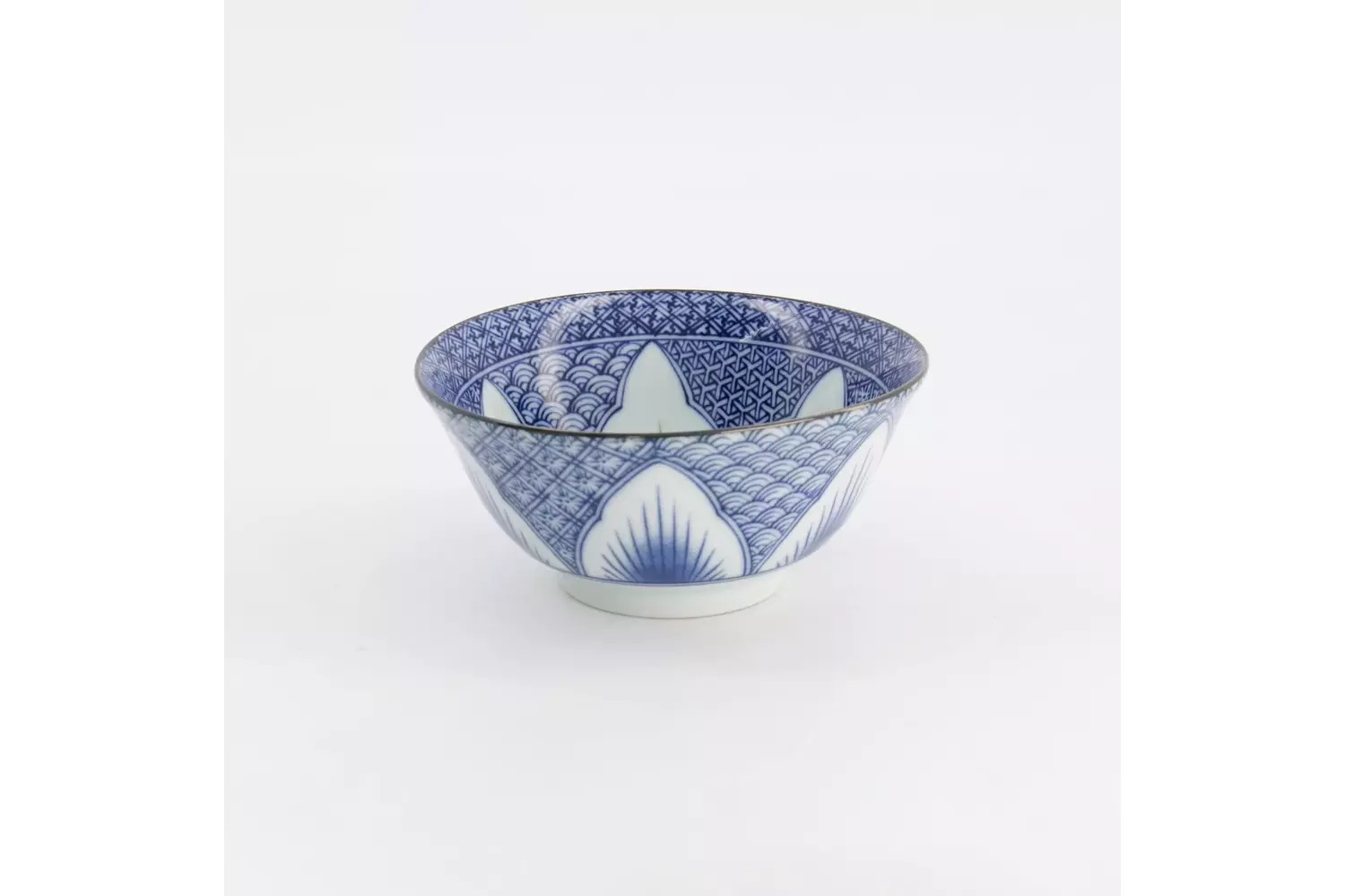 Tokyo Design Studio - Lily Flower Tayo Bowl 14.8x6.8 Blue 550ml 6pcs.
