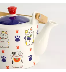 Tokyo Design Studio - Kawaii Lucky Cat Tea Pot Giftset 800ml 1pc